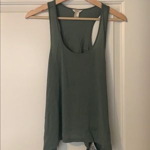 Relaxed fit tank
